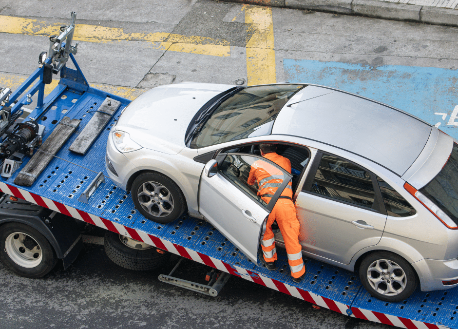 How to Handle a Vehicle Breakdown on the Highway: Safety Tips